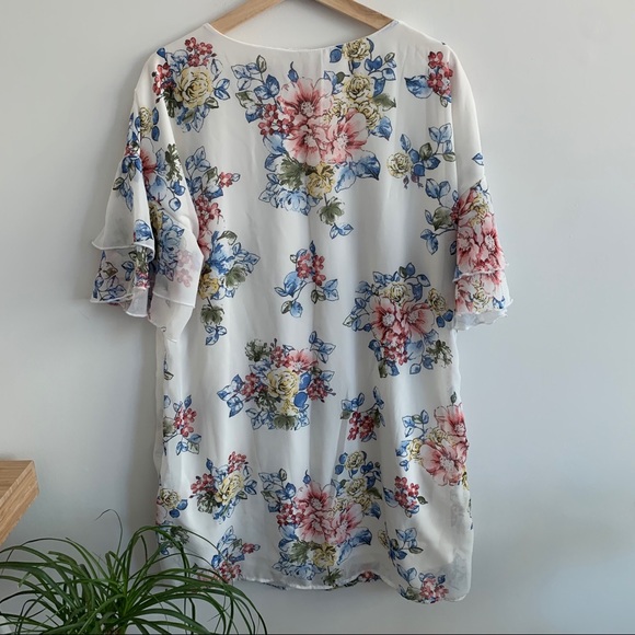 3/20$ Love Kuza-White Floral Flowy Dress-NWOT - Picture 2 of 6